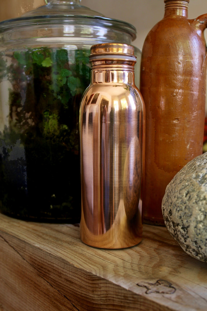Style Homez Pure Handmade Copper Bottle 1000 ML Plain Finish Lacquer Coated Joint Free & Leak Proof with Ayurvedic Health Benefits (1 Litre)