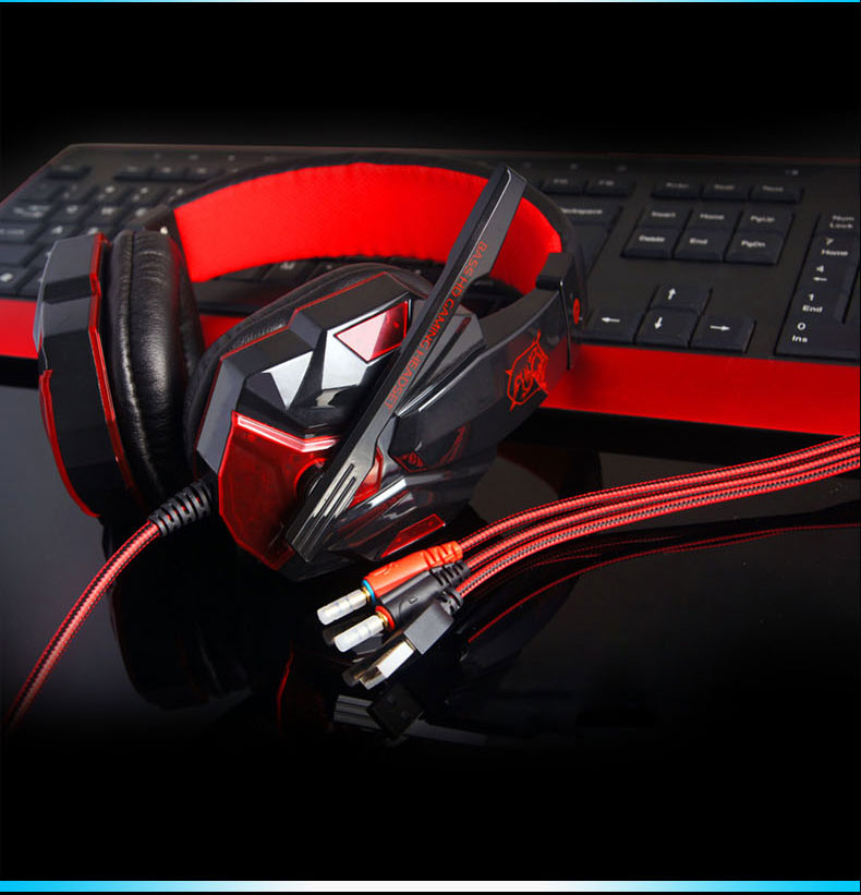 TXOR CORE PC780, Over Ear Wired Gaming Headphones with 40 mm Bass HIT & AIR Cushion Padded Technology, Red Black Color